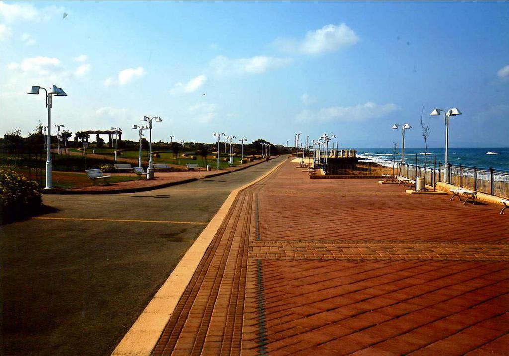 Ga'Aton Motel Nahariya Exterior foto